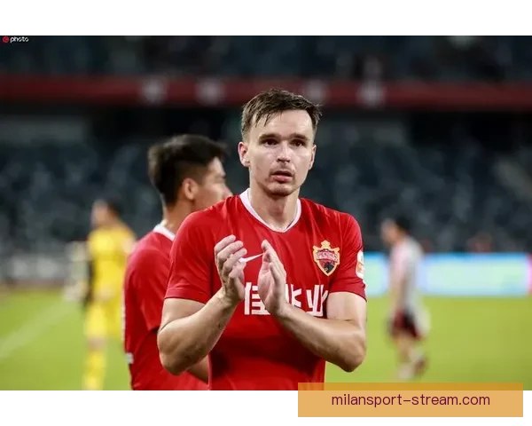 塞维新帅莫派遭弃用冬窗唯一新援引发争议新政初显